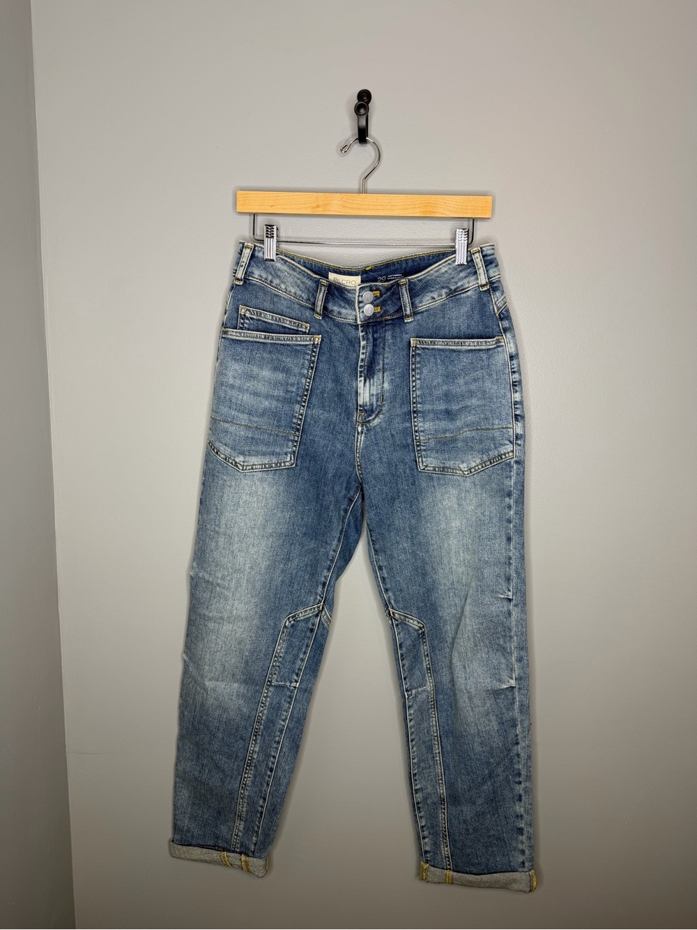 Anthropologie pilcro light Wash Straight-Leg Jeans